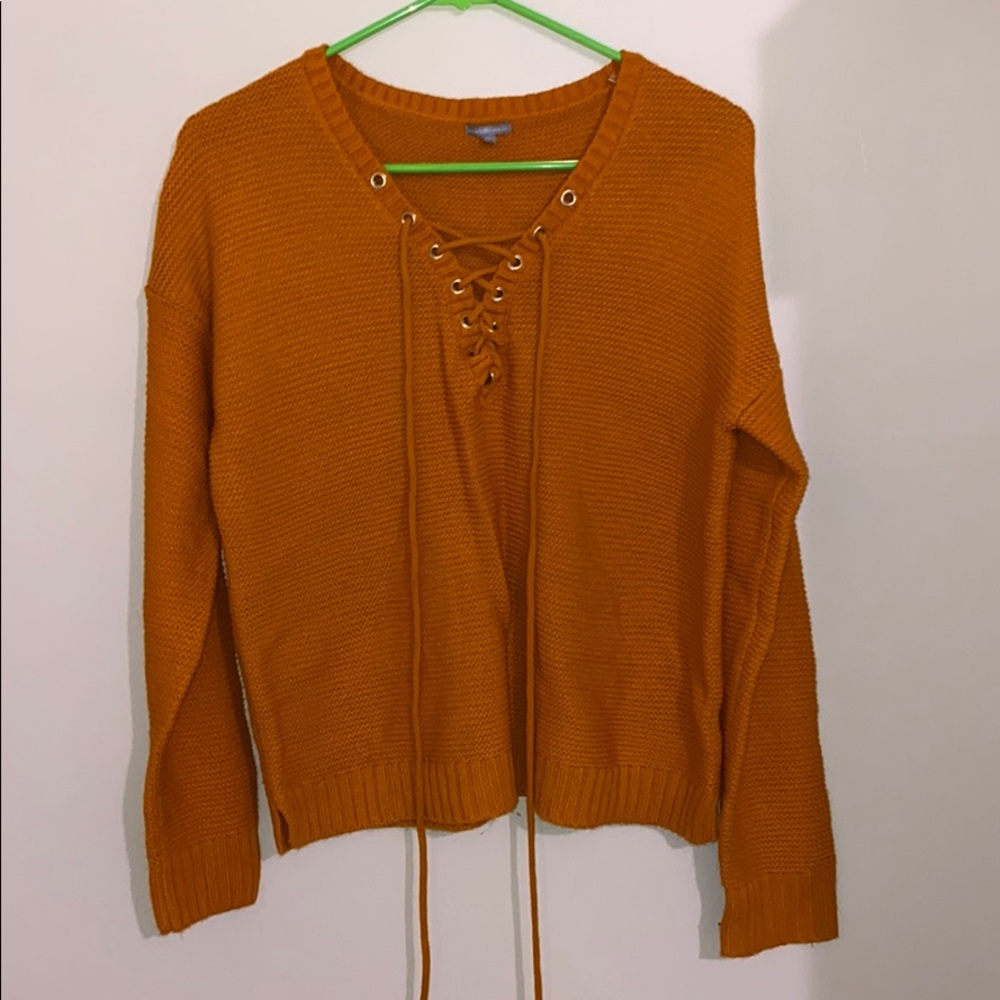 B1G1❤️ Orange crisscross sweater